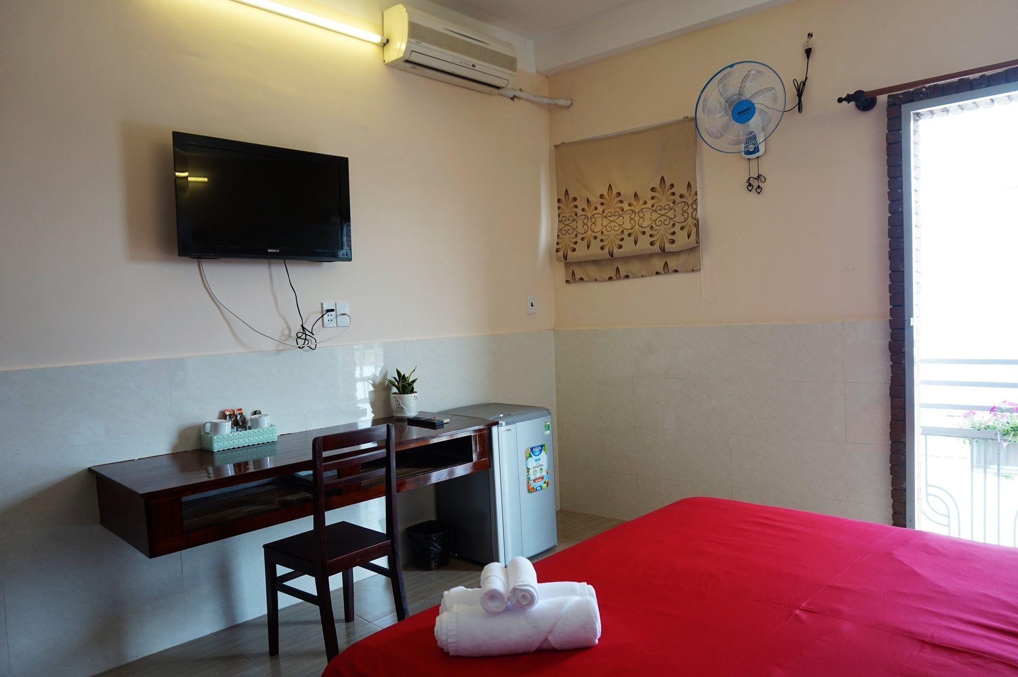 Reddoorz Near Khu Che Xuat Tan Thuan 2 Hotel Ho Chi Minh City Exterior photo